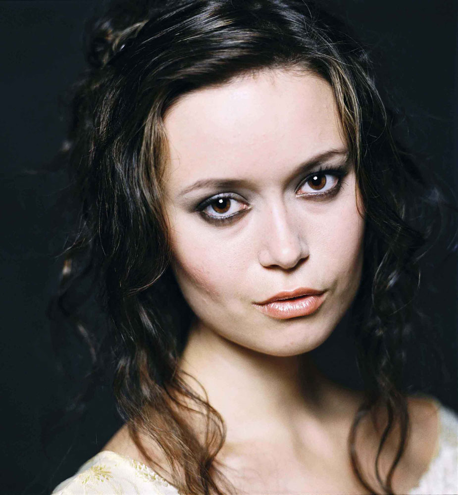 Summer-glau-09