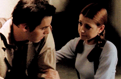 tumblr_ot8fv6US461qjvx7uo6_250.gif