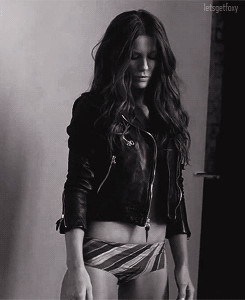 tumblr_lr3qvrOgIw1qbircao3_250.gif